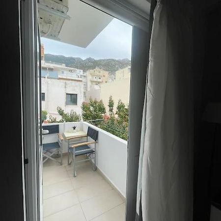 Studio In The Center, 2 Mins From The Beach ลูตรากี ภายนอก รูปภาพ