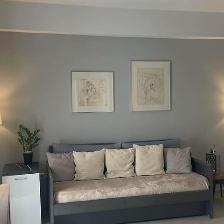 Studio In The Center, 2 Mins From The Beach ลูตรากี ภายนอก รูปภาพ