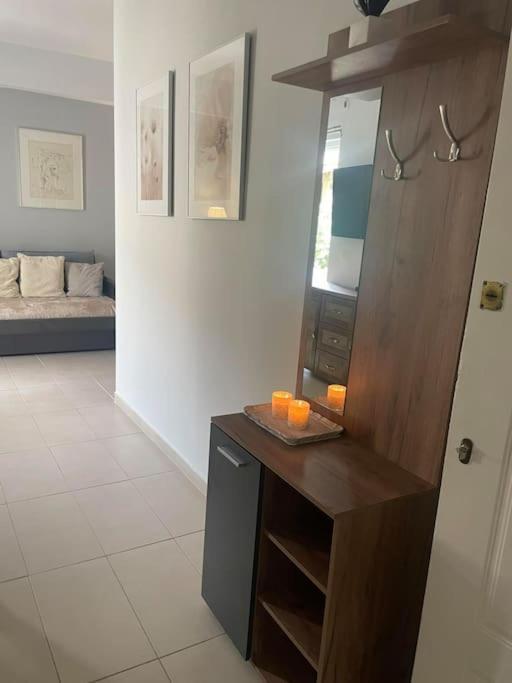 Studio In The Center, 2 Mins From The Beach ลูตรากี ภายนอก รูปภาพ